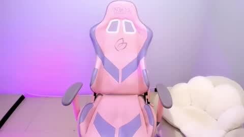 Snapshot of ailee_kawaii chatting on 12-05-25, 03:41 Ailee Hyuga online show from 12-05-25, 03:41