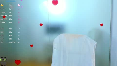 Allie  online show from 11-08-25, 07:52