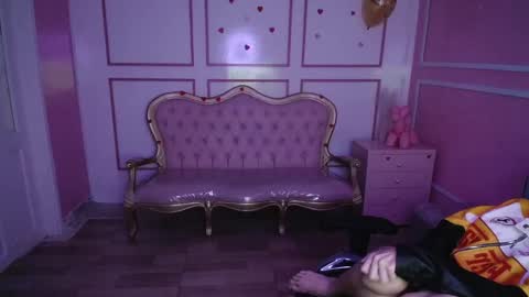 Ailen online show from 01-10-25, 09:44