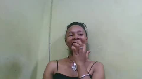 Snapshot of aimee982179 chatting on 05-01-26, 05:39 aimee982179 online show from 05-01-26, 05:39