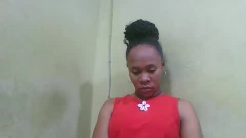 Snapshot of aimee982179 chatting on 05-14-26, 03:57 aimee982179 online show from 05-14-26, 03:57