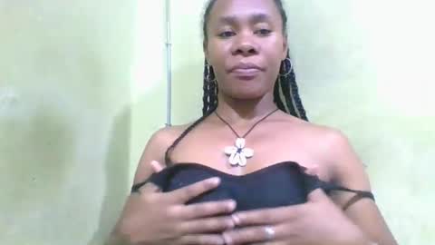 Snapshot of aimee982179 chatting on 05-24-26, 07:30 aimee982179 online show from 05-24-26, 07:30