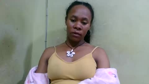 Snapshot of aimee982179 chatting on 05-30-26, 08:17 aimee982179 online show from 05-30-26, 08:17