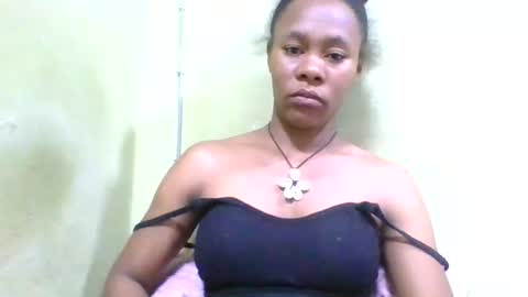 Snapshot of aimee982179 chatting on 06-06-26, 07:57 aimee982179 online show from 06-06-26, 07:57