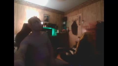 aimz2submit online show from 12-19-24, 05:51