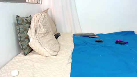 IAN online show from 09-16-25, 09:27