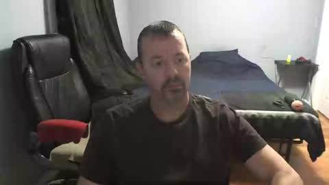 Snapshot of airbornelunsford39 chatting on 02-26-26, 01:26 Daddy online show from 02-26-26, 01:26