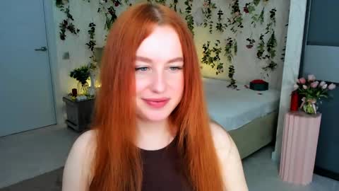 Louise online show from 04-12-26, 07:30