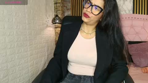 Snapshot of aisha__cambell chatting on 04-20-26, 10:07 aisha__cambell online show from 04-20-26, 10:07