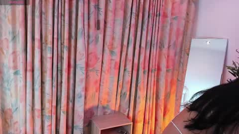 Aisha online show from 02-24-25, 11:43