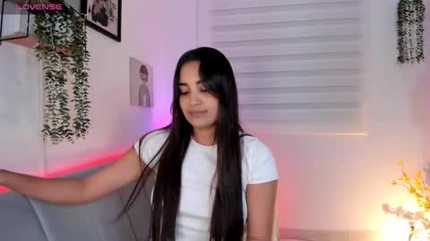 Aisha online show from 02-06-26, 11:41