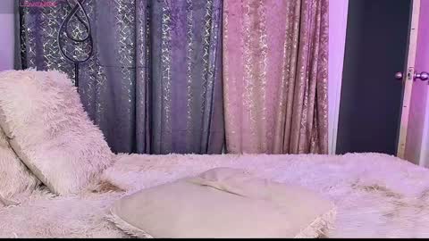 Ash             INDEPENDET MODEL  online show from 01-23-25, 02:23