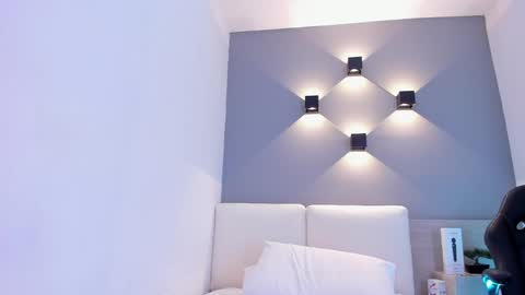 Aisha online show from 01-06-25, 02:26