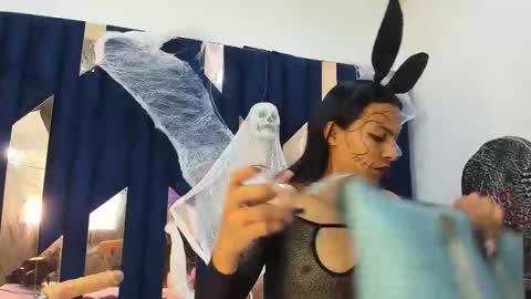 Snapshot of aisha_hotts777 chatting on 10-29-25, 03:31 Aisha online show from 10-29-25, 03:31