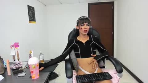 Aisha online show from 04-06-26, 04:46