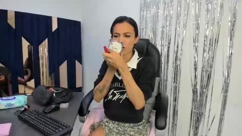 Aisha online show from 06-05-26, 07:52