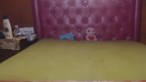 aisha koswell3 online show from 03-10-25, 05:18