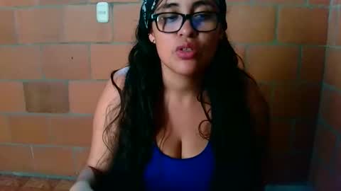 aisha koswell3 online show from 12-22-25, 06:05