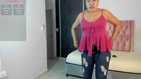 Snapshot of aisha_moore chatting on 06-22-26, 07:22 AISHA MOORE online show from 06-22-26, 07:22