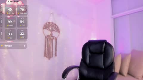 Snapshot of aisha_sakina chatting on 10-02-25, 11:34 aisha online show from 10-02-25, 11:34