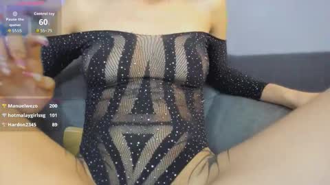 Snapshot of aisha_sakina chatting on 11-08-25, 02:06 aisha online show from 11-08-25, 02:06