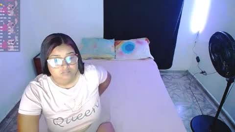 aisha_stacey0410 online show from 12-14-25, 07:58