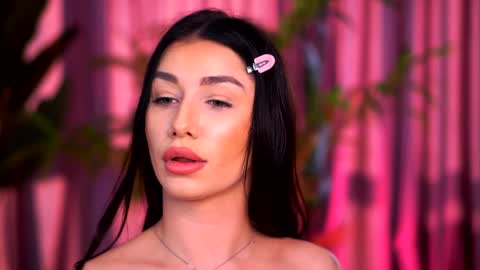 Snapshot of aishaaya chatting on 01-08-25, 08:49 Lora online show from 01-08-25, 08:49