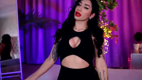 Snapshot of aishaaya chatting on 01-16-25, 06:25 Lora online show from 01-16-25, 06:25