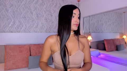 Aisha online show from 03-05-25, 03:18