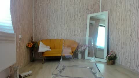 Aisha online show from 02-19-25, 09:39