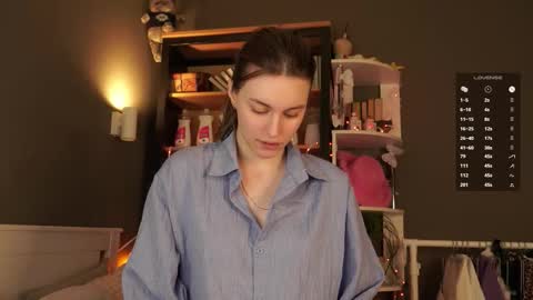 Snapshot of aislyfarran chatting on 02-15-26, 01:13 Aliza online show from 02-15-26, 01:13