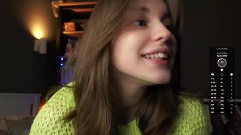 Snapshot of aislyfarran chatting on 02-17-26, 01:13 Aliza online show from 02-17-26, 01:13