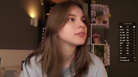 Aliza online show from 04-15-26, 01:23