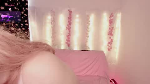 Snapshot of aissen__star chatting on 12-02-25, 06:58 Mar online show from 12-02-25, 06:58