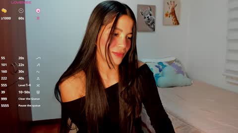 Snapshot of aitanaa1_ chatting on 02-01-25, 01:23 Aitana online show from 02-01-25, 01:23