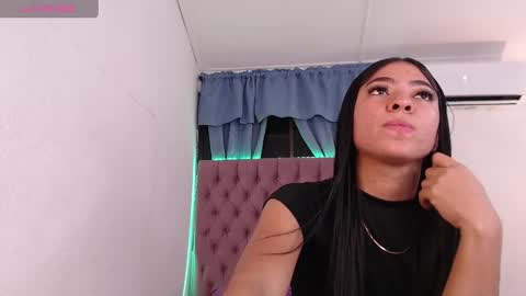 Snapshot of aixa_shaw chatting on 02-27-25, 12:21 AIXA online show from 02-27-25, 12:21