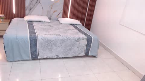 Snapshot of aixa_shaw chatting on 09-17-25, 12:07 AIXA online show from 09-17-25, 12:07