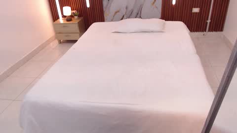 Snapshot of aixa_shaw chatting on 09-28-25, 12:10 AIXA online show from 09-28-25, 12:10