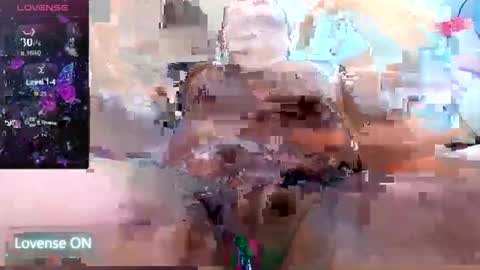 Snapshot of aizy_louise chatting on 09-11-25, 10:15 hi im aizy online show from 09-11-25, 10:15