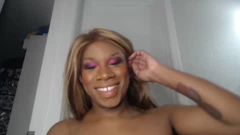 Snapshot of aj180 chatting on 02-09-25, 12:06 Amy Jeaux Johnson online show from 02-09-25, 12:06