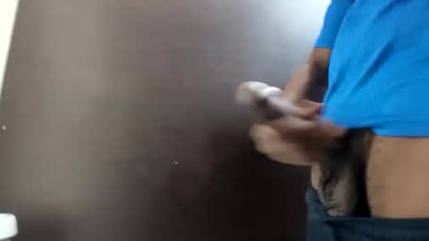 Snapshot of aj297914 chatting on 09-29-25, 03:55 aj297914 online show from 09-29-25, 03:55