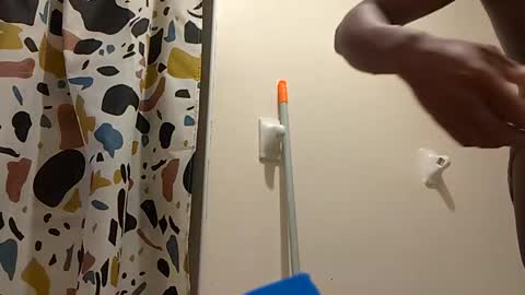 Snapshot of aj297914 chatting on 11-19-25, 09:37 aj297914 online show from 11-19-25, 09:37