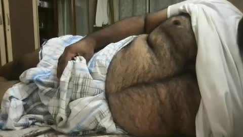 Snapshot of ajeeb_najeeb chatting on 12-21-24, 02:37 BigHairyGuy online show from 12-21-24, 02:37