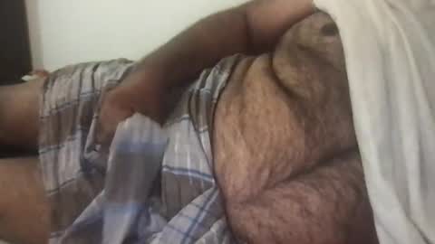 Snapshot of ajeeb_najeeb chatting on 02-15-25, 08:22 BigHairyGuy online show from 02-15-25, 08:22