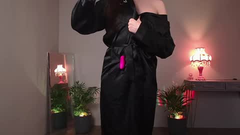 Anastasia online show from 04-13-26, 05:07