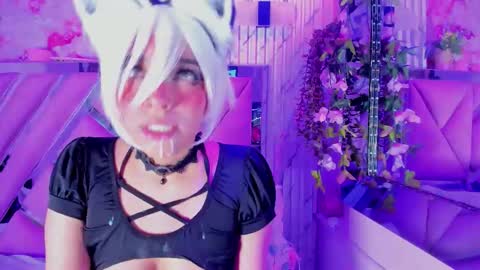 Snapshot of akane_hikari_ chatting on 10-11-25, 07:29 akane hikari online show from 10-11-25, 07:29