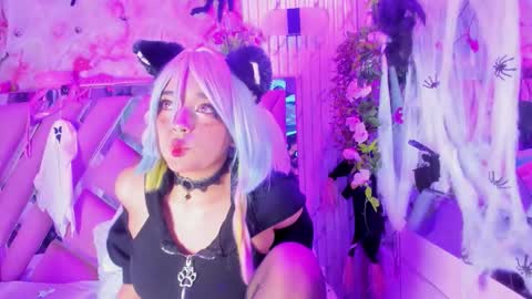 Snapshot of akane_hikari_ chatting on 11-19-25, 03:39 akane hikari online show from 11-19-25, 03:39