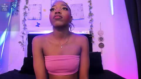 Snapshot of akarirosetti chatting on 09-29-25, 12:21 akarirosetti online show from 09-29-25, 12:21