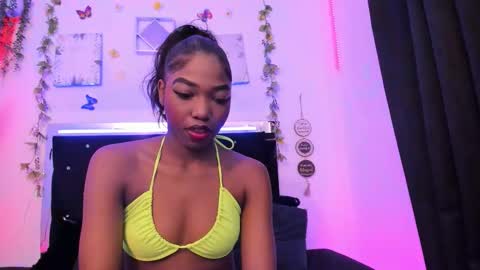 Snapshot of akarirosetti chatting on 10-01-25, 12:00 akarirosetti online show from 10-01-25, 12:00