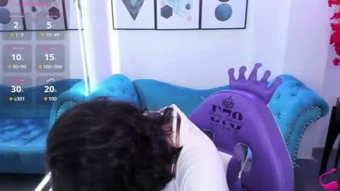 Snapshot of akaza_hakuji_ chatting on 11-29-25, 02:53 Azaka online show from 11-29-25, 02:53